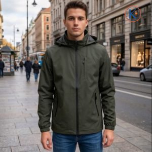 Cazadora de primavera hombre verde caqui con capucha desmontable