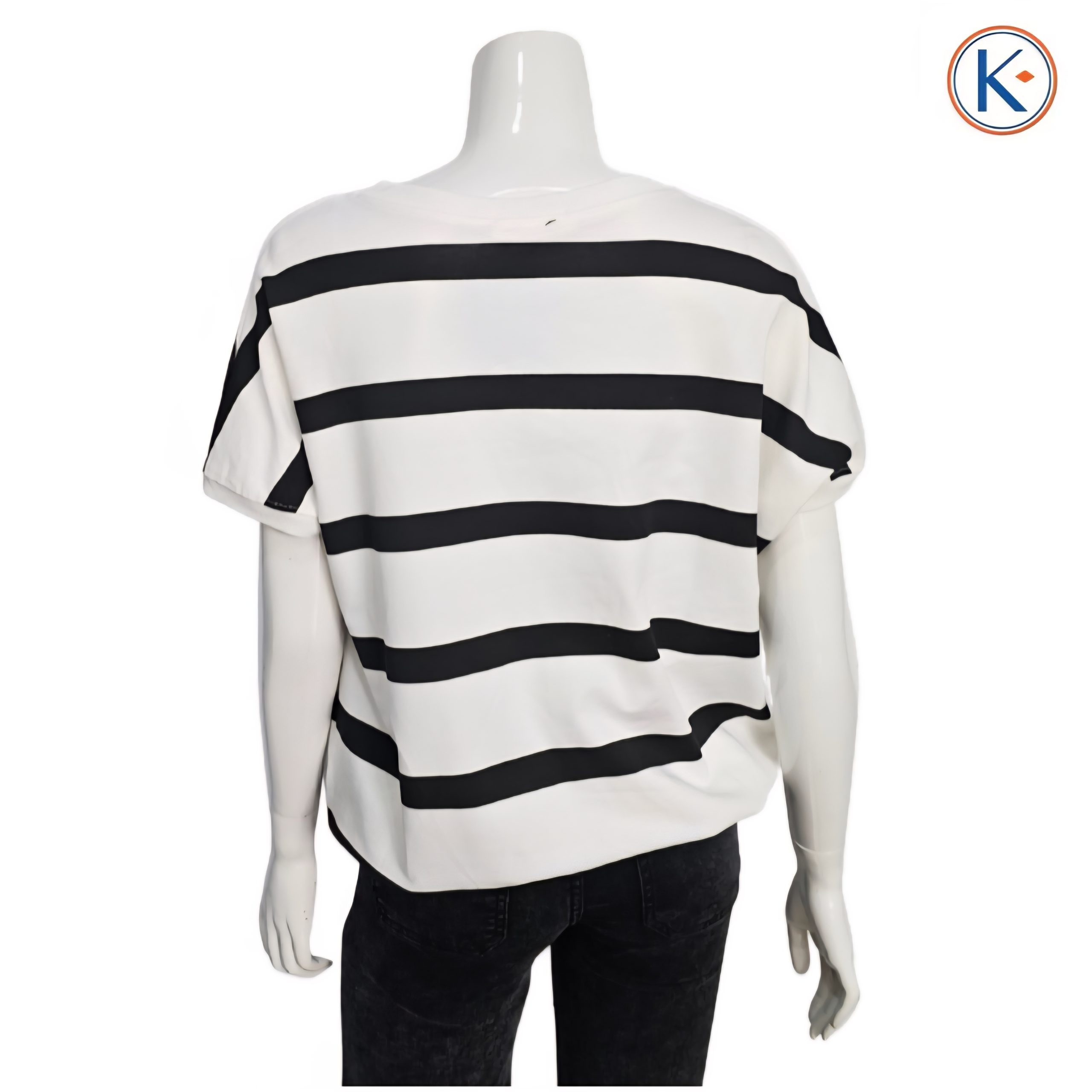 Camiseta de mujer con cuello pico y rayas